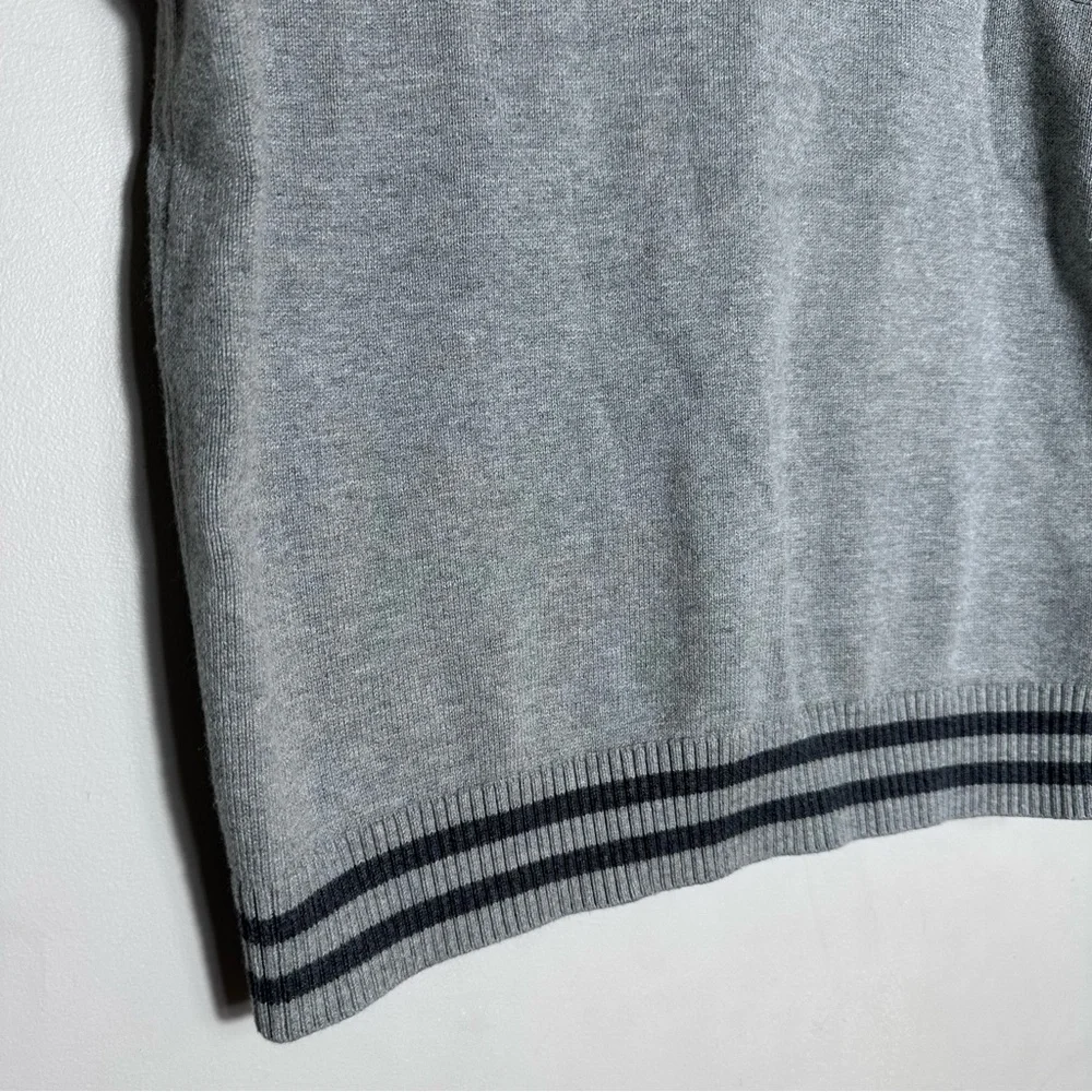 Kids Grey Sleeveless V-Neck Knit Vest with Hem Stripes